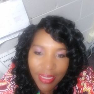 Meet your Posher, Deborah